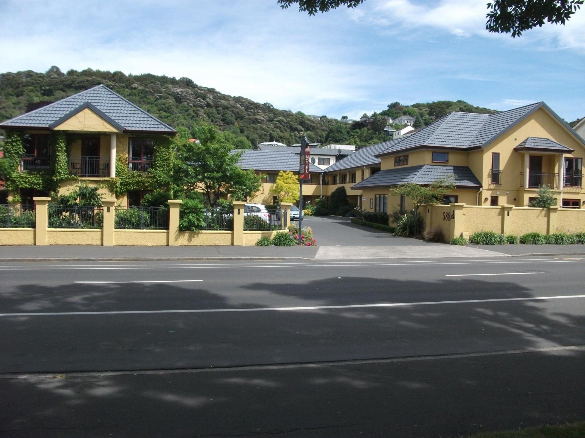 Alhambra Oaks Motor Lodge Dunedin Exterior photo